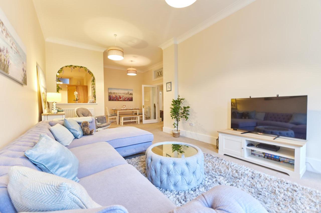 Appartamento A *spacious* 3 Bedroom Flat - Town Centre *